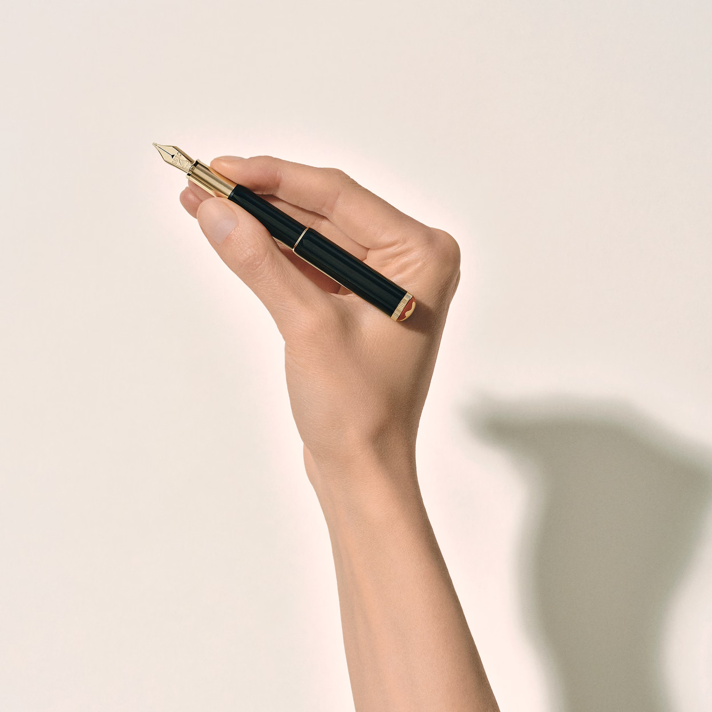 Heritage Rouge et Noir "Baby" Füllfederhalter