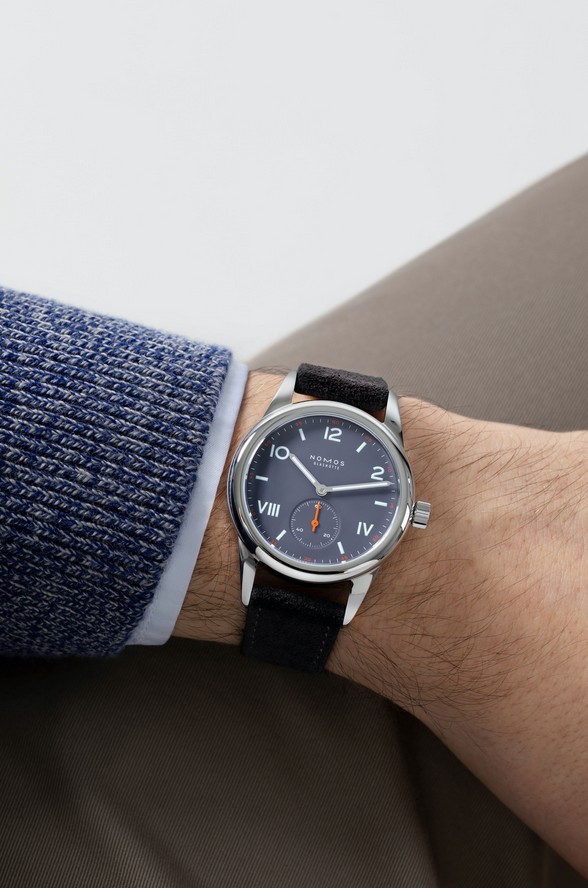 Club Campus blue purple