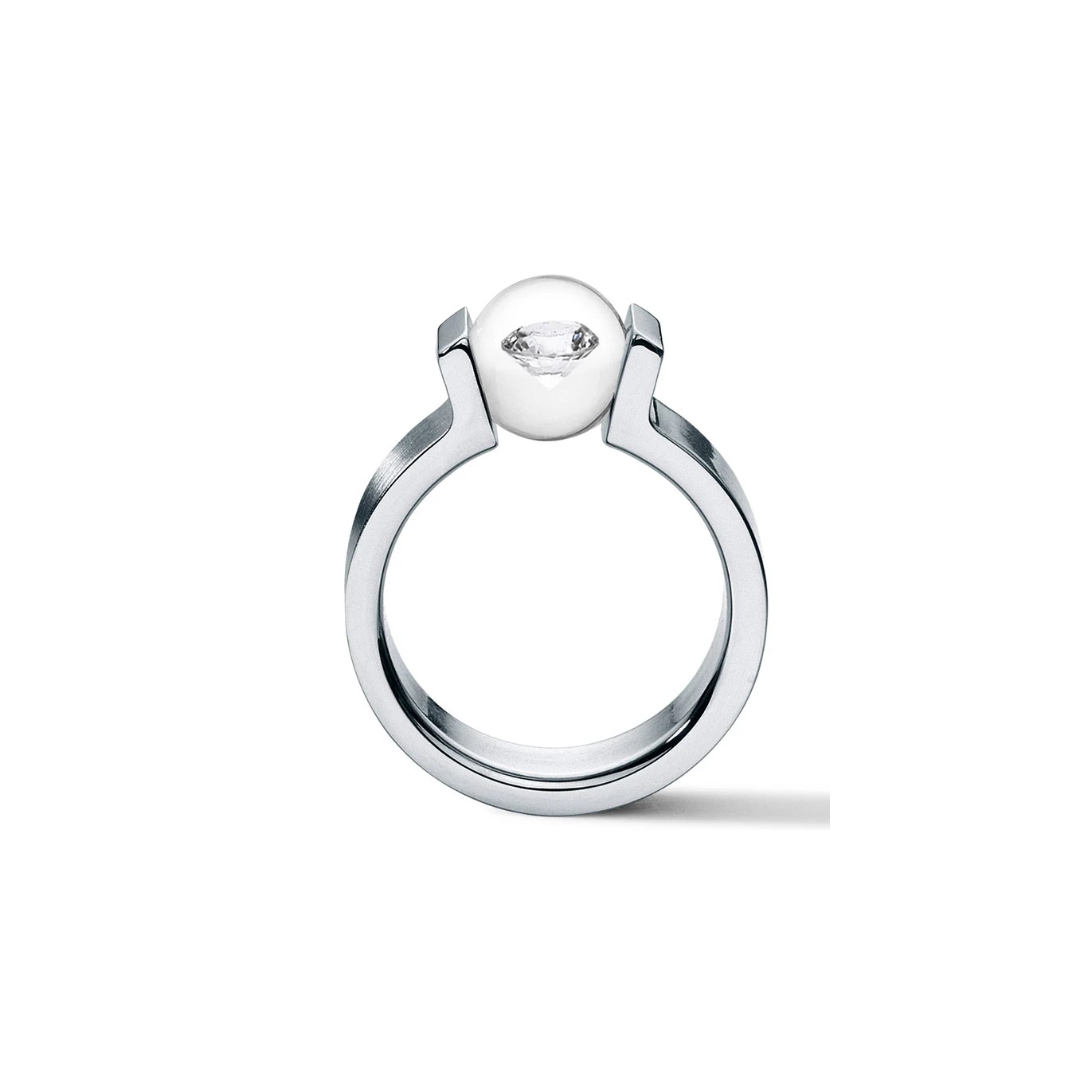 Diamantring mit Brillant in Glas