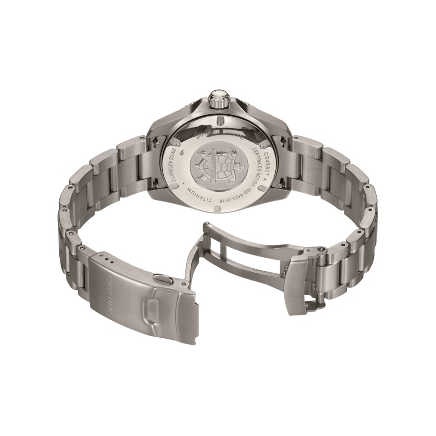 DS Action Diver Titanium
