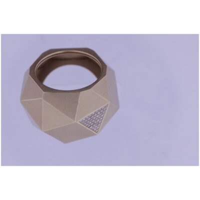 Ring Kristallit